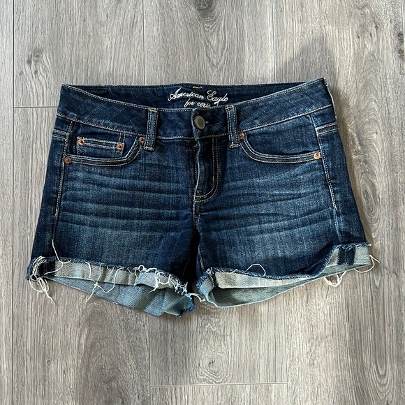 American Eagle Jean short - Picture 1 of 4